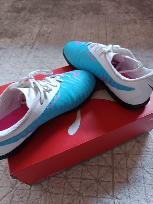 Ténis de futsal NIKE Phantom