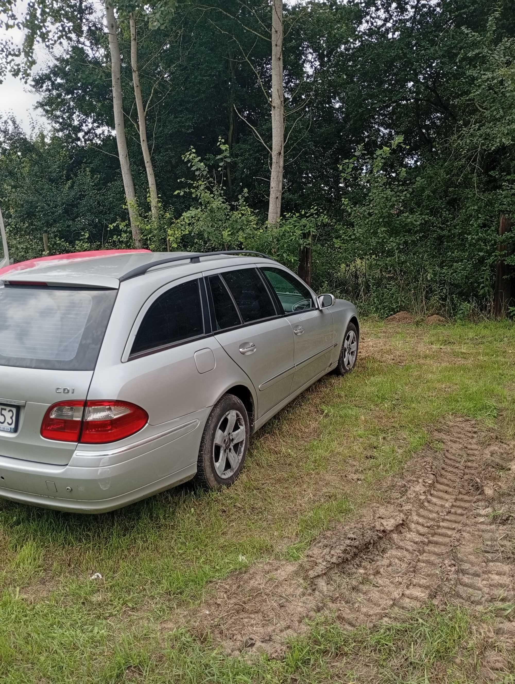 Mercedes Benz E270