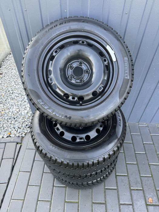 VW Polo Fabia Roomster koła stalowe z oponami zimowymi Pirelli 8mm