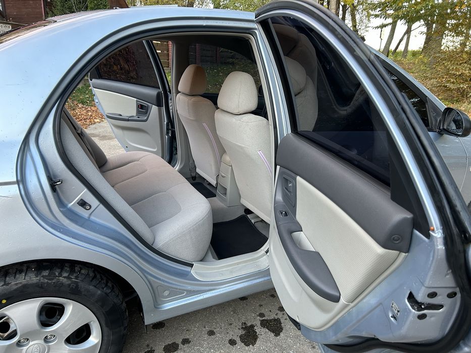 Кіа черато 2005 рік