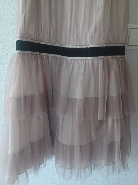 Piękna tiulowa sukienka