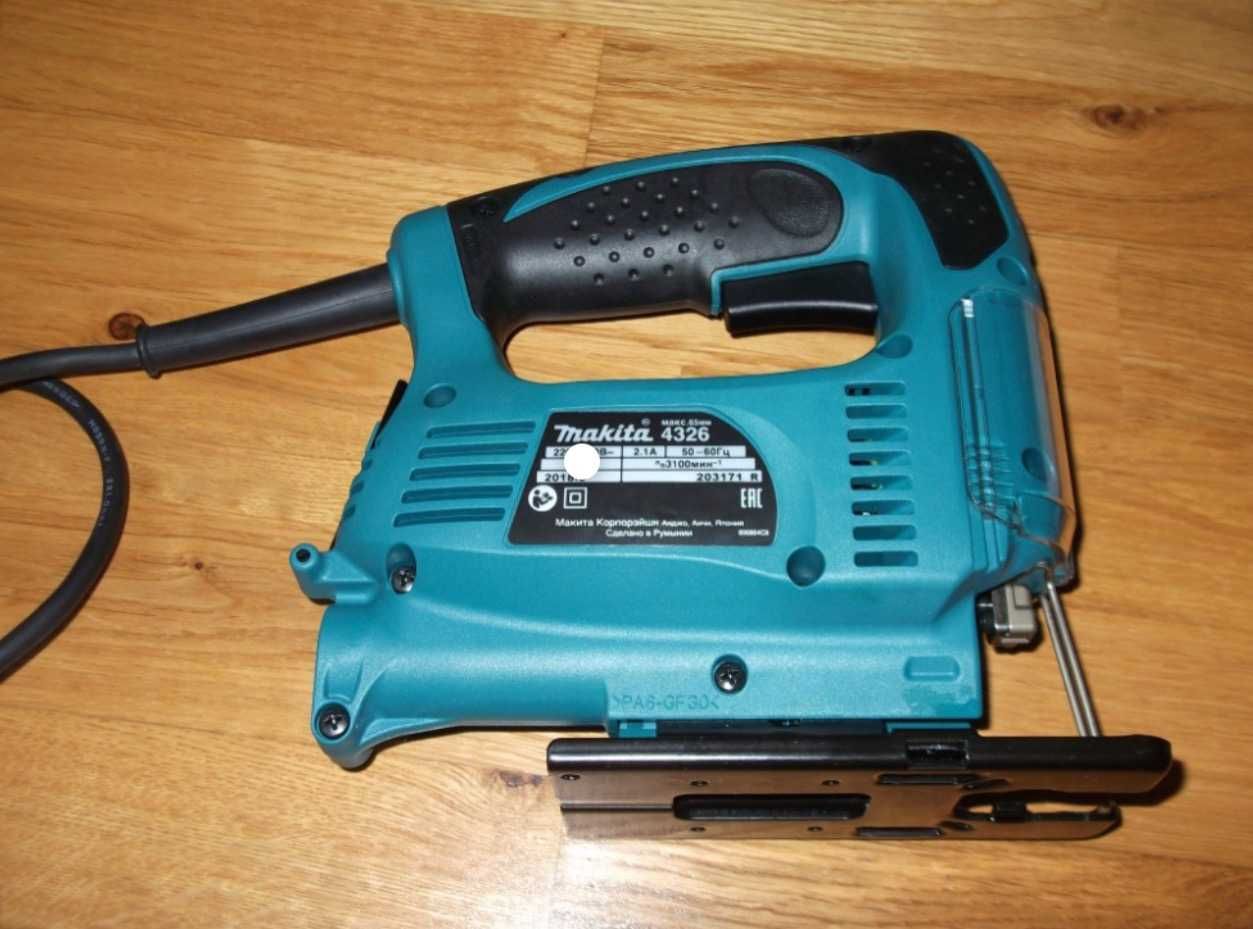 Продам электролобзик makita 4326 Новый