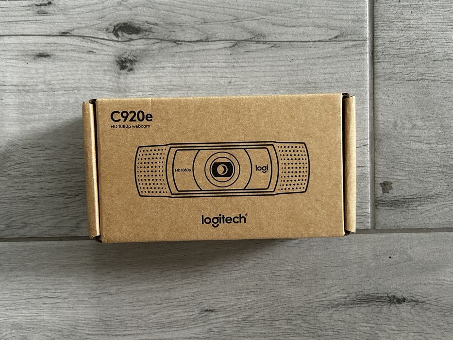Веб-камера Logitech C920e 1080p 30fps