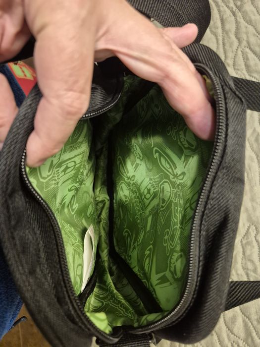 Nerka torebka młodzieżowa męska jak nowa