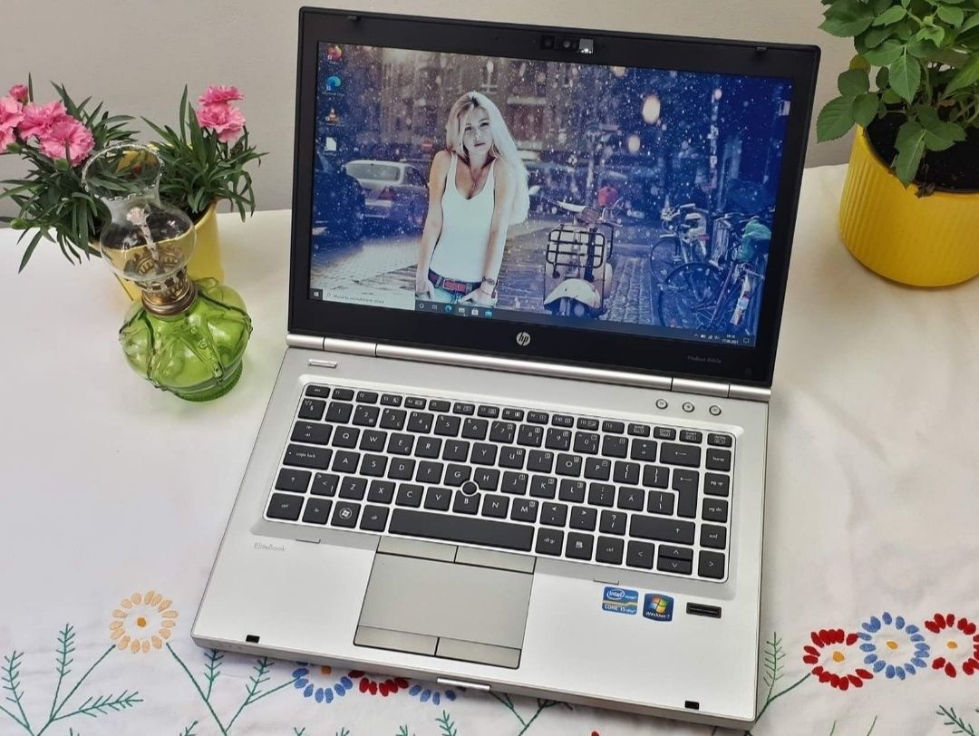 Laptop HP EliteBook 14"HD + LED