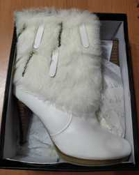 Кожаные зимние сапожки ( ботинки ) с мехом кролика 40 размер