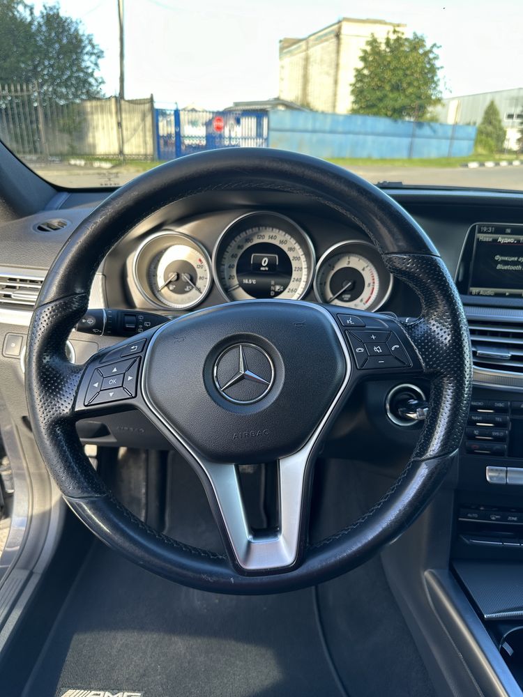 Mercedes-Benz E-Class 2013
