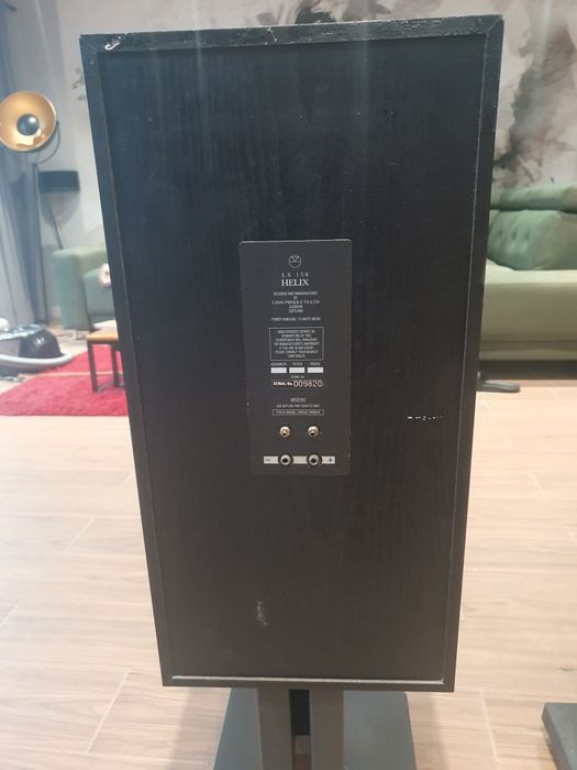 Sprzedam kolumny Linn  Helix LS 150 z oryginalnymi podstawkami