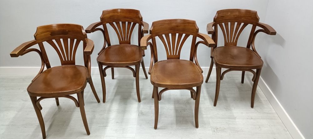 Krzesła drewniane gięte Thonet Fameg Radomsko 4 szt