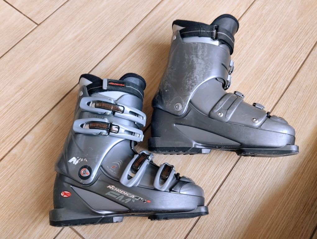 Buty narciarskie Nordica fmx r. 36-37 długość wkładki 240-245