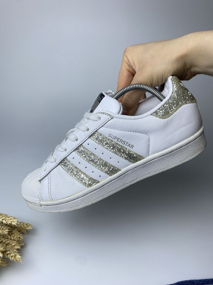 Кросівки шкіряні Adidas SuperStar 37р.