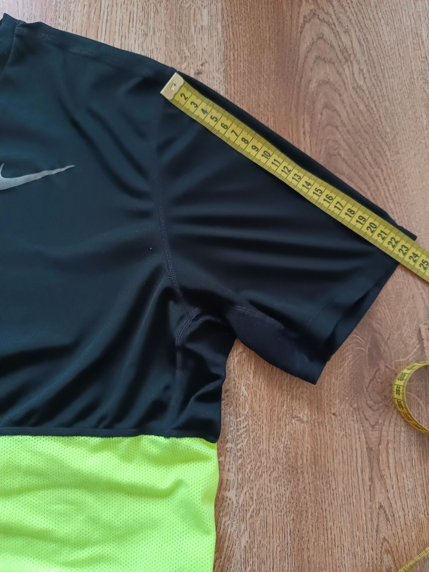 Męska koszulka sportowa termoaktywna, do biegania, Nike Dri-Fit, M