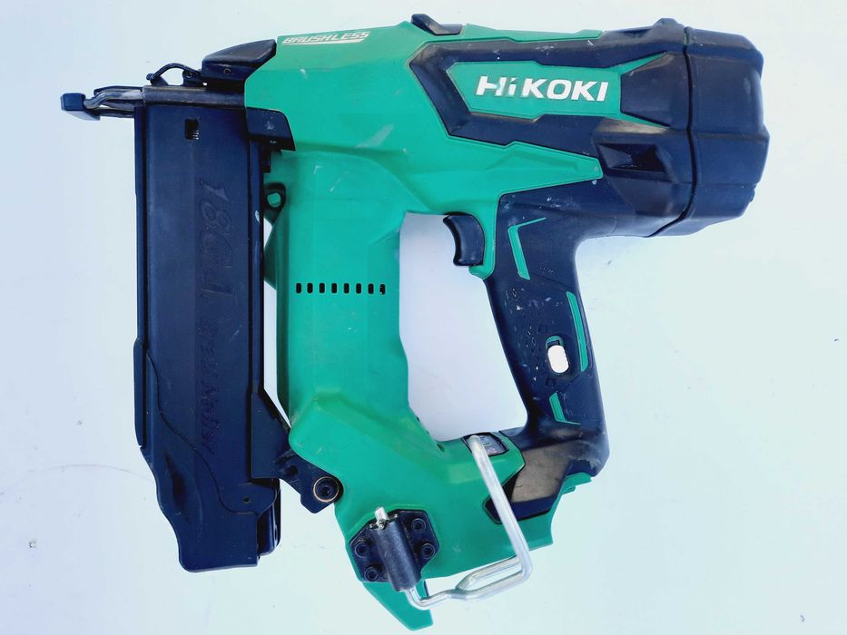 Sztyfciarka Hikoki NT1850DBSL gwoździarka 16-50mm