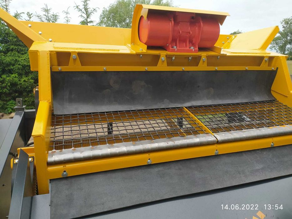 Przesiewacz wibracyjny 3 frakcyjny PWB-403F