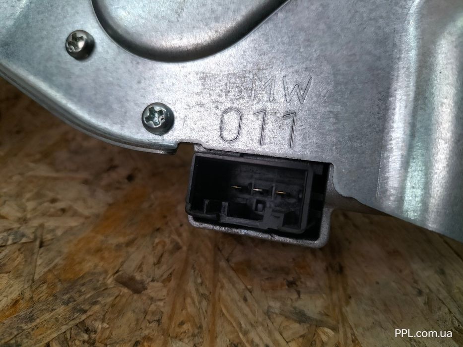 BMW X1 F48 15-22 F46 F39 Моторчик стеклоочистителя дворника заднего
