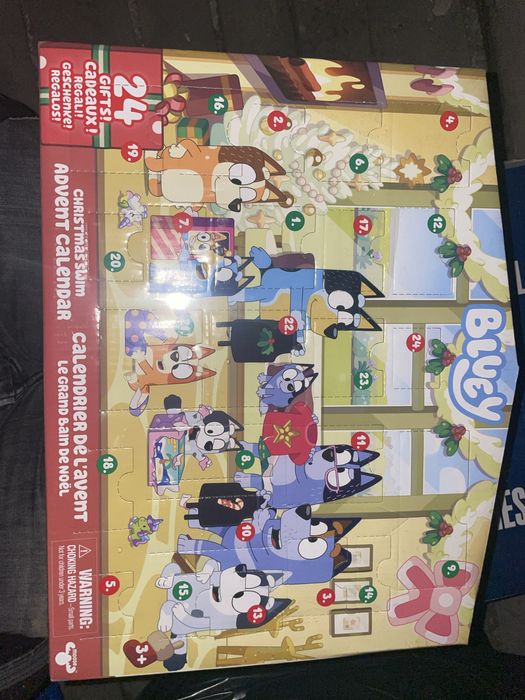 Kalendarz adwentowy bluey