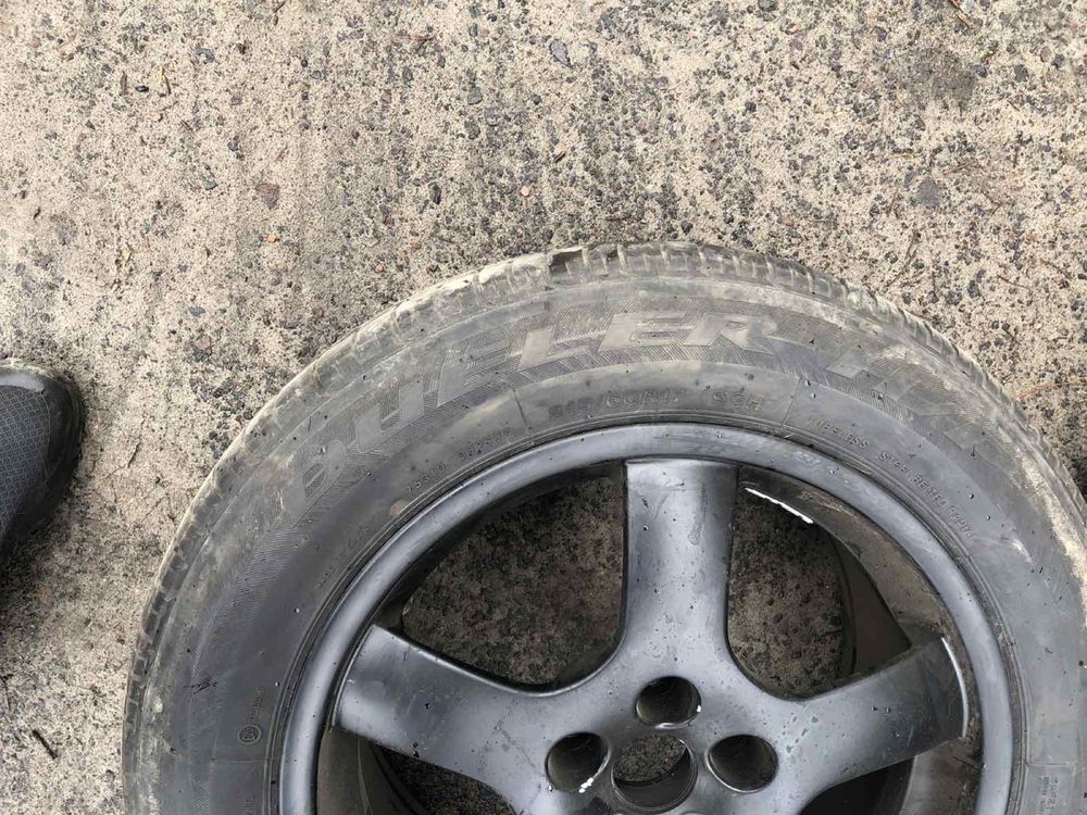 Літня гума Bridgestone 215/60/17