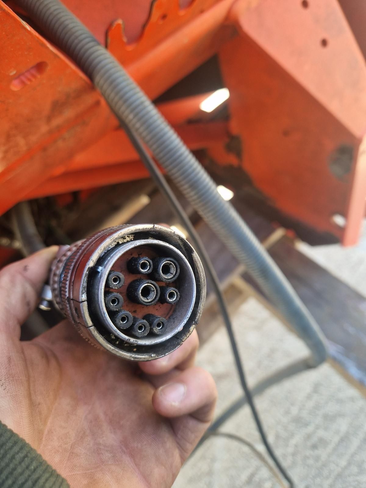 Rauch Axera 3500 z GPS rozsiewacz nawozu