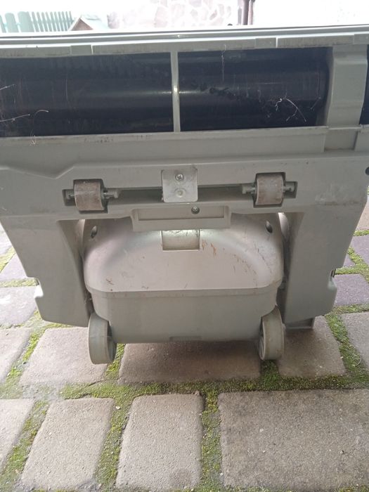 Пилосос Majestic 98 033/2