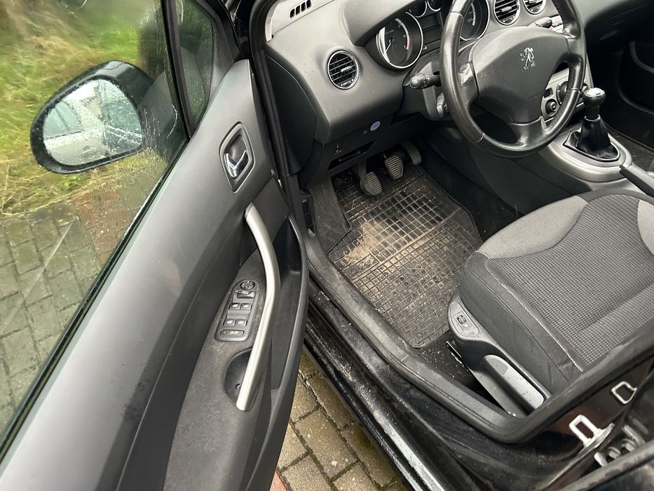 Peugeot 308 rocznik 2008r benzyna 1,6 NIE Zapala