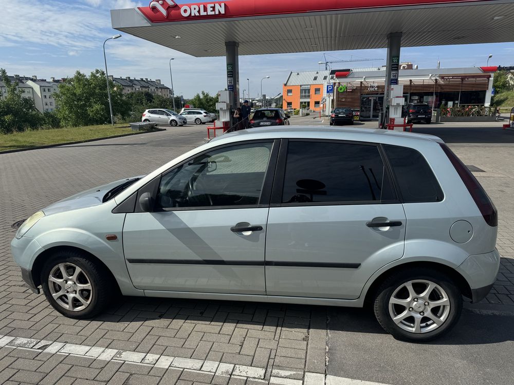 Ford fiesta 2004