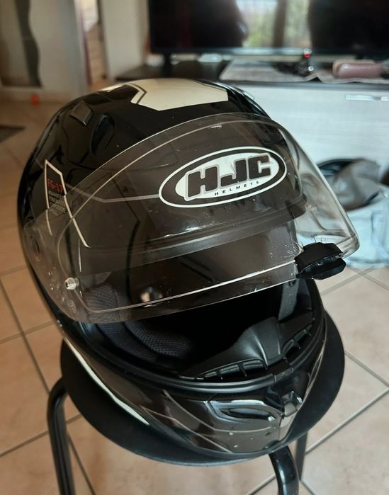 Capacetes  H J C   tamanhos L  em bom estado