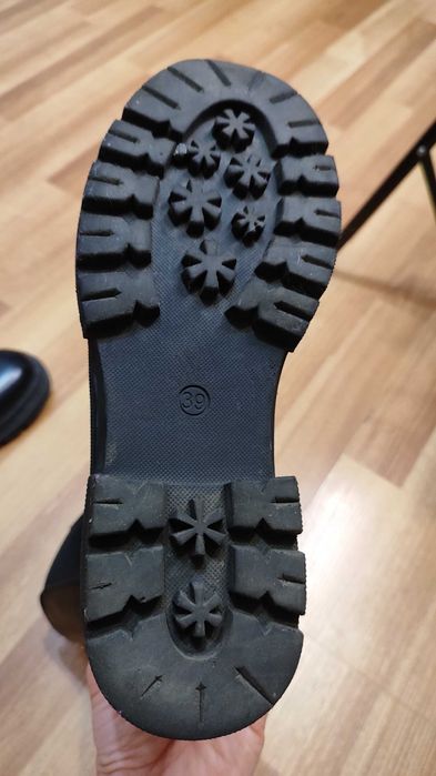 Чоботи Marco Tozzi , утеплені.