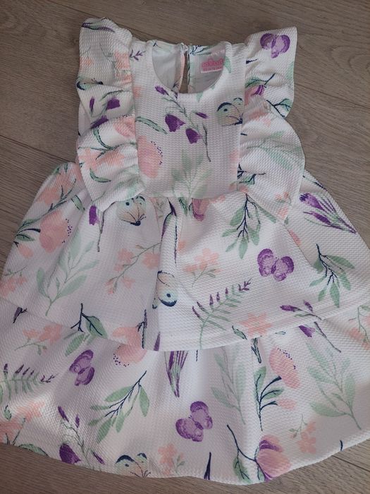 Sukienka dla dziewczynki elegancka r.92