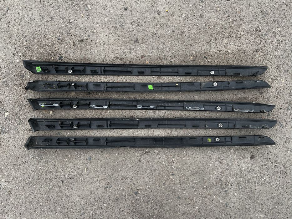 Накладка лобового скла сітроен  ц5 х7 Citroen c5 x7