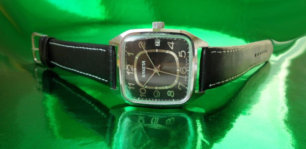МЕХАНИКА 1980-х, часы «РАКЕТА» МУЖСКИЕ, сделано в СССР.+ НОВЫЙ ремешок