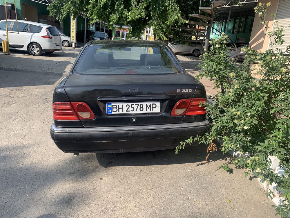 Продам Мерседес W210
