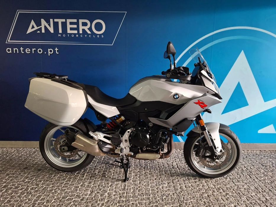 BMW F 900 XR