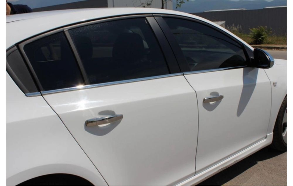 Chevrolet Cruze HB (2011-) Молдинги нікель, комплект на дверки