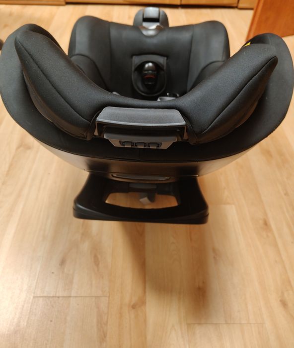 Fotelik Britax Romer Dualfix m i - SIZE