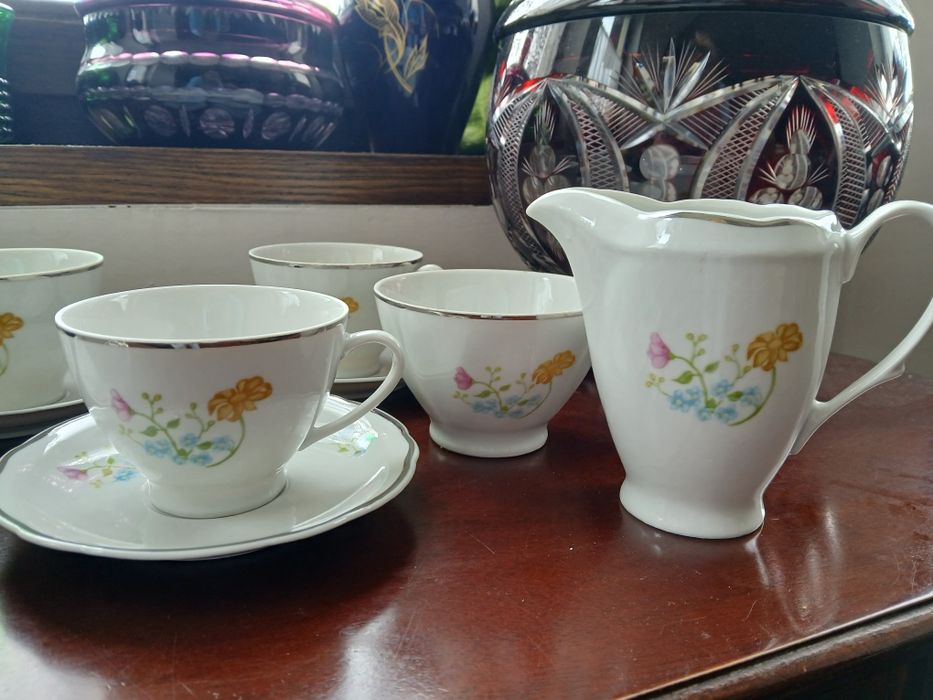 Ćmielów PRL duże filiżanki serwis do herbaty kawy