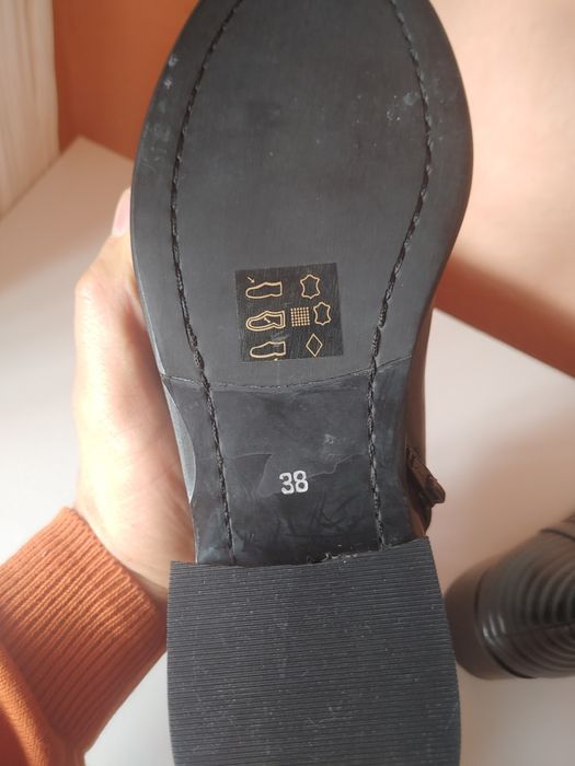 Черевики шкіра 38 ,39