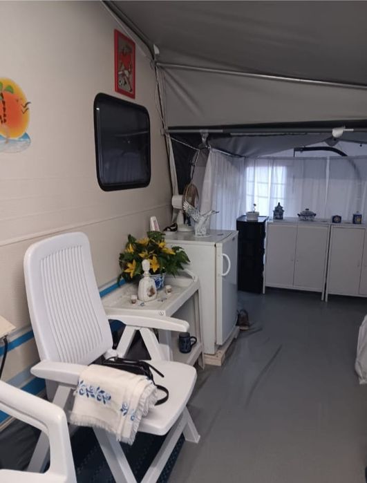 Venda de autocaravana com avançado
