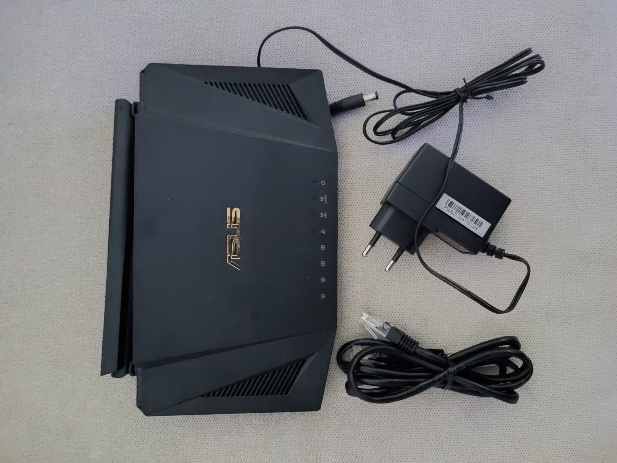 Vendo Router Asus RT-AX56U Wireless-AX1800 Dual-Band