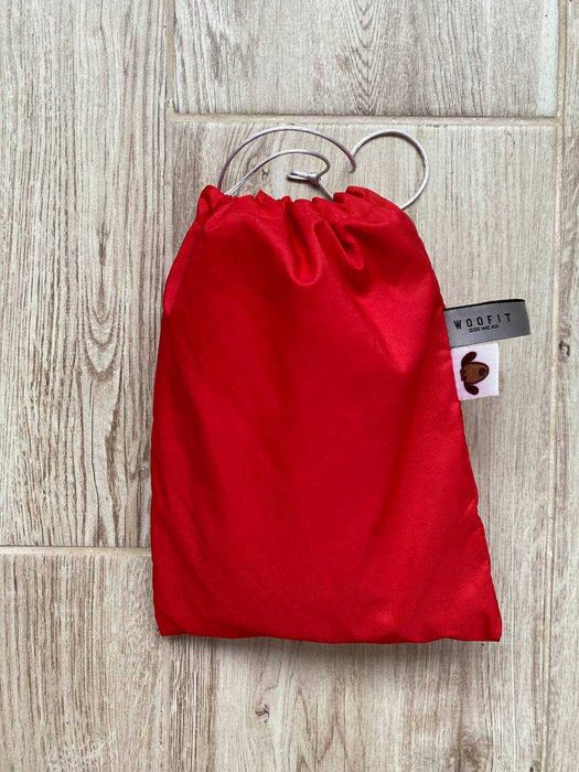 Куртка для собаки WOOFIT легка, червона, розмір S, з чохлом