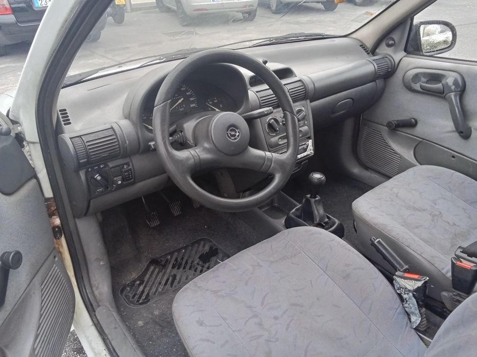 Opel corsa 1.7 TD