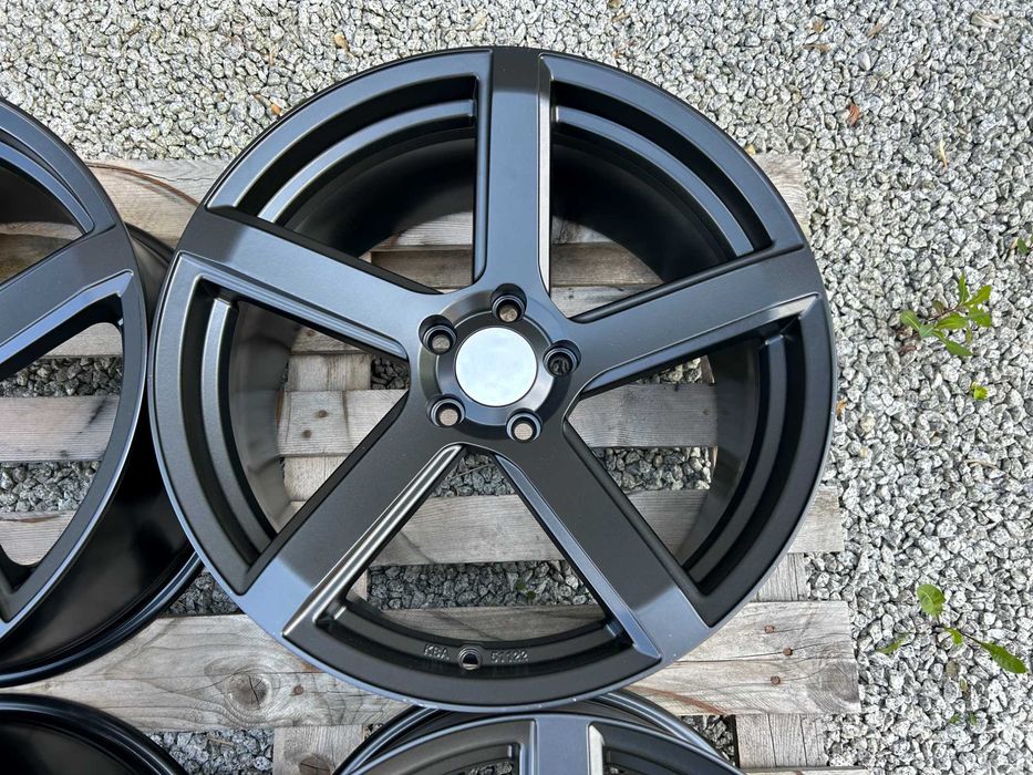 19 Felgi 5x112 8.5 ET35 9.5 ET15 DOTZ CP5 Wklęsłe