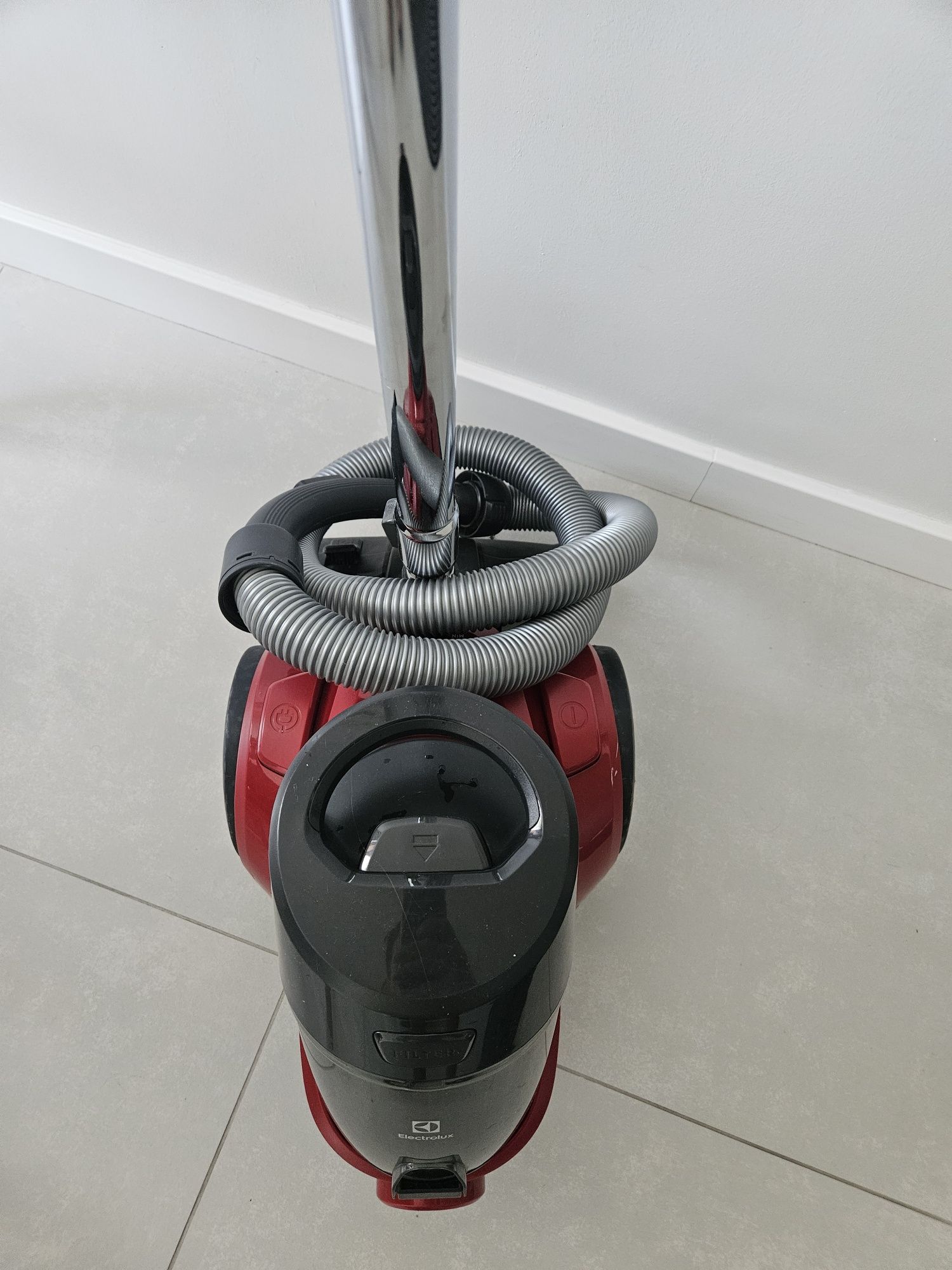 Odkurzacz Electrolux EC41-ANIM bezworkowy