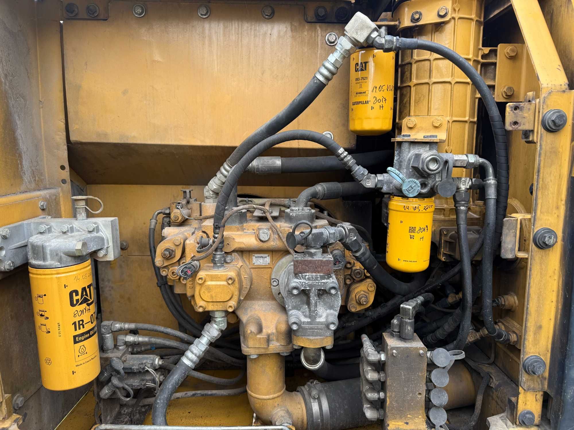 Koparka gąsienicowa Cat 323DL 2011 rok 6010mth