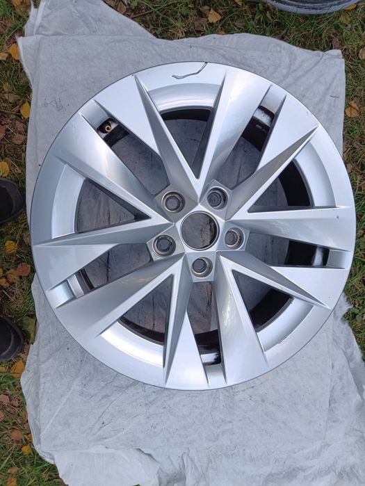Skoda Octavia 3 III 5e3 felga pojedyncza 17 cali et46 7.0j orginał wys