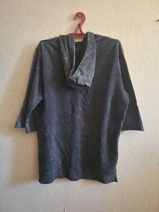 Стильне Худі Iconic Conqueror З Принтом / Розмір L