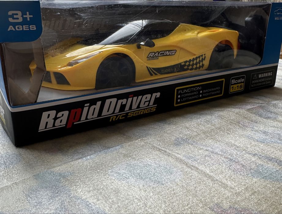 Машинка на радиоуправлении