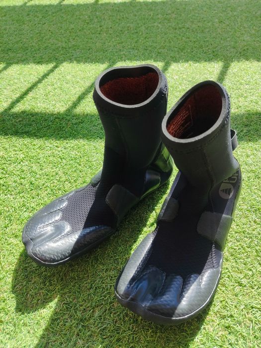 Botas de surf novas 5mm material ecologico