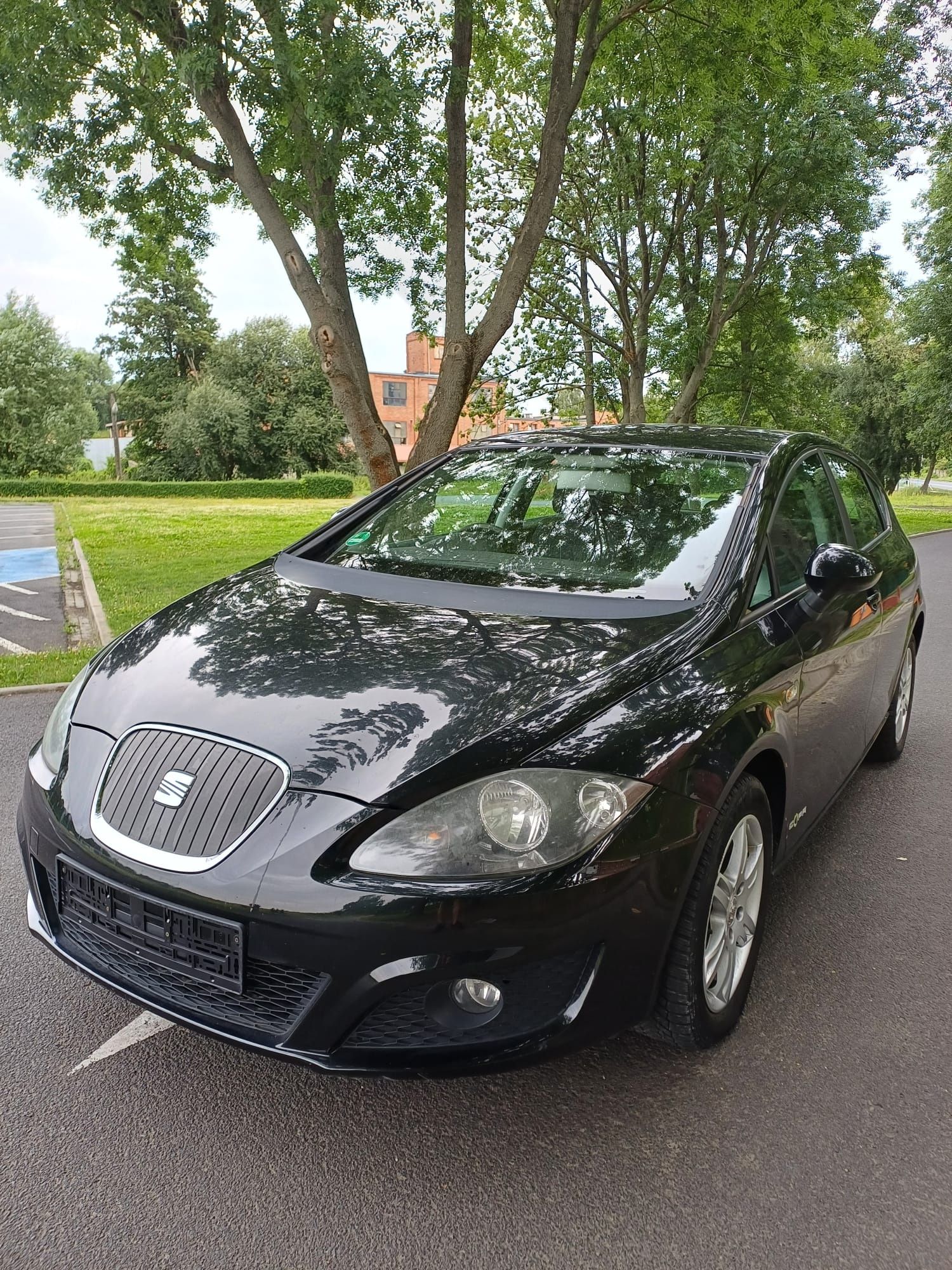Seat Leon 1,6 tdi super stan Anglik
