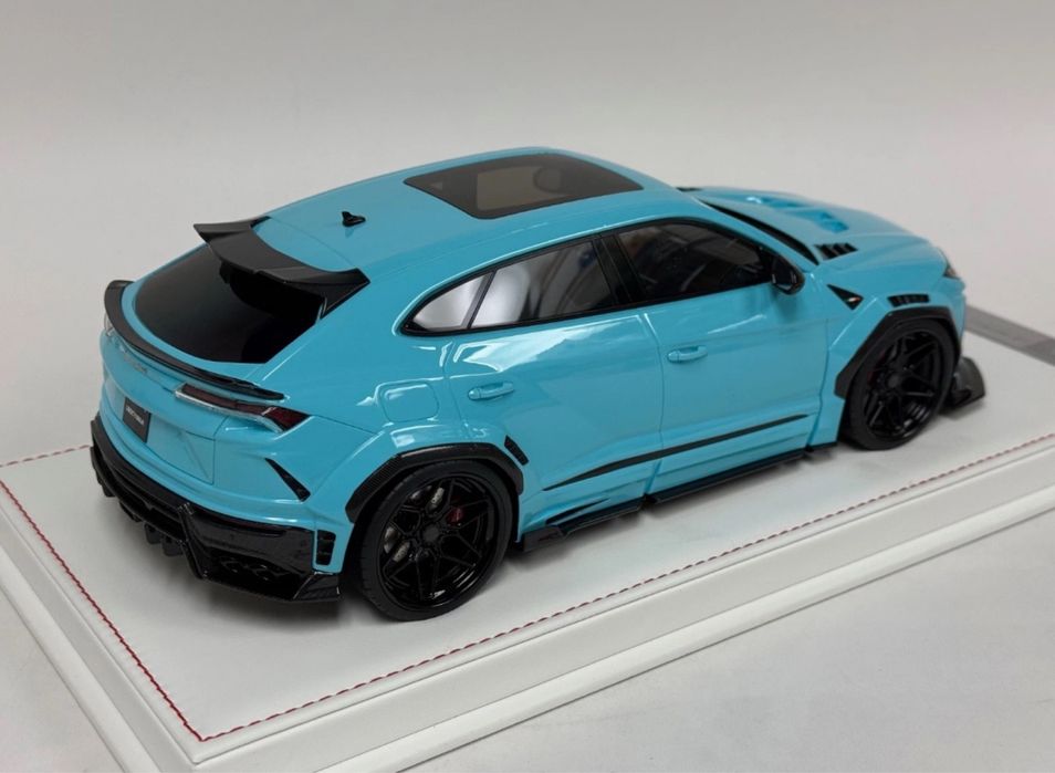 1:18 Ivy Models Lamborghini URUS Liberty Walk — Baby Blue