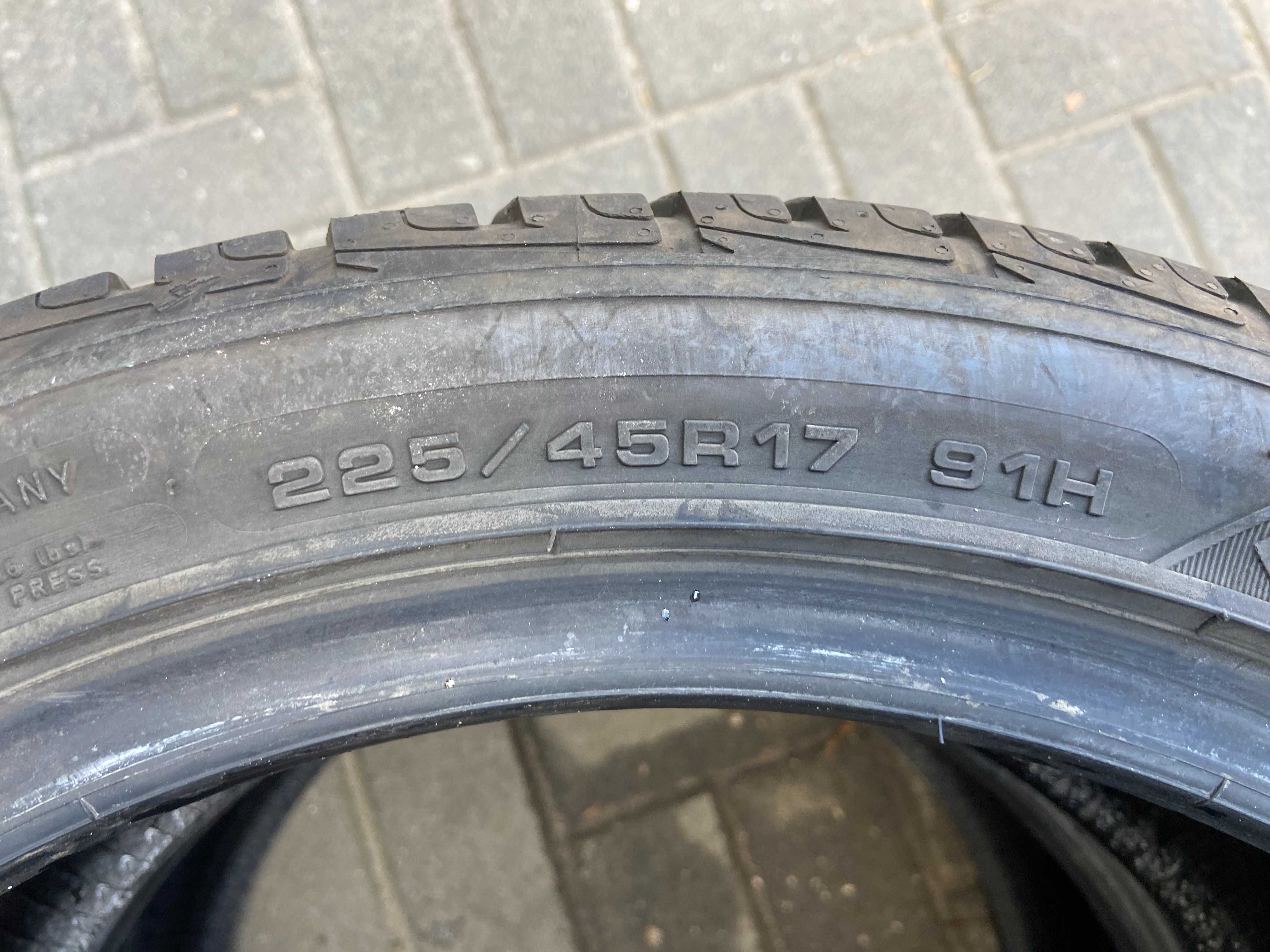 Goodyear Ultragrip Performance 225/45r17 Rant N7419